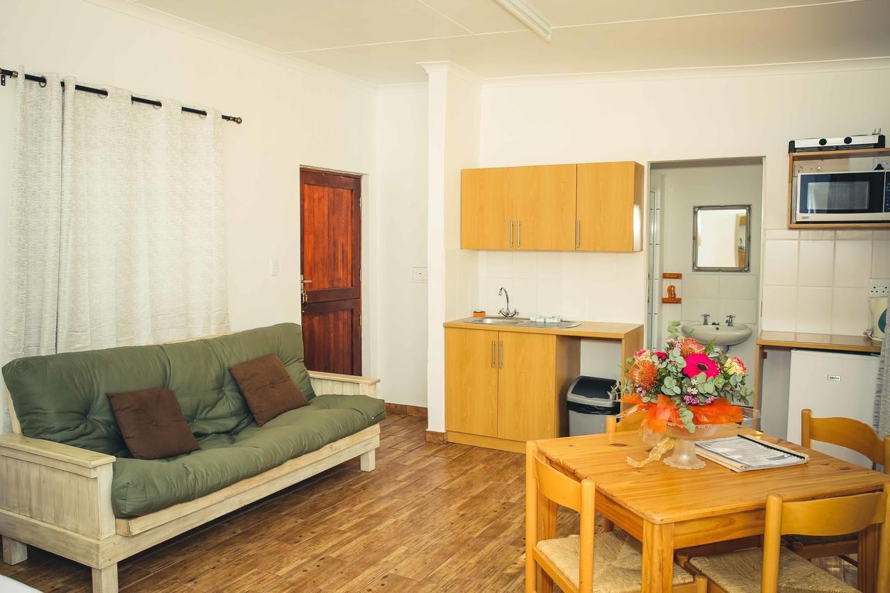Wilgewandel Holiday Farm & Day Restaurant Oudtshoorn Εξωτερικό φωτογραφία